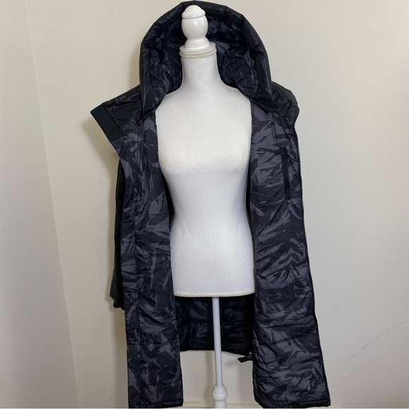 The North Face Women's Acropolis Parka Down Coat TNF Black Sz M NWT - Picture 11 of 14